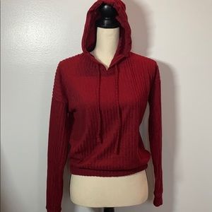 NWOT sky and Sparrow maroon sweater hoodie